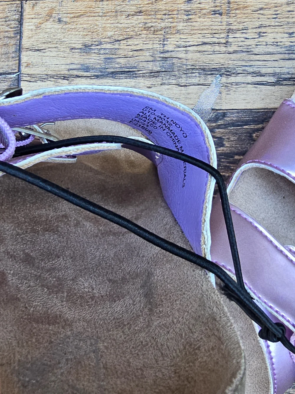 Kids Pink Metallic Double Buckle Sandals slide sandals size 2